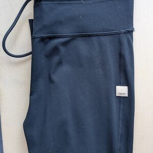 Dark Navy Blue Vuori Daily Leggings